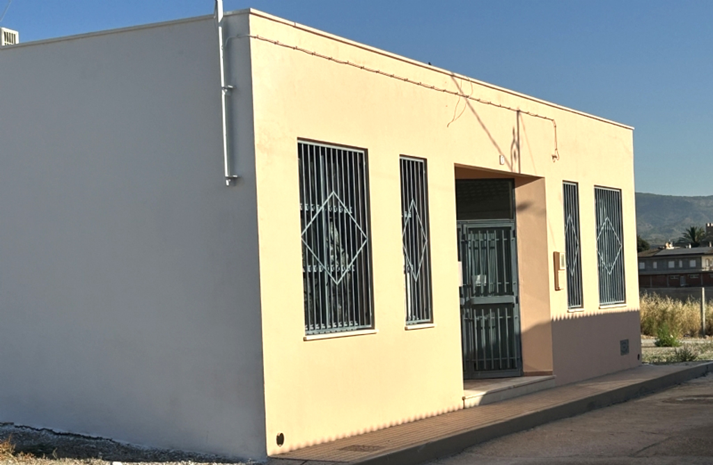El Centro Cívico y Social del barrio de San José ya tiene una nueva cubierta